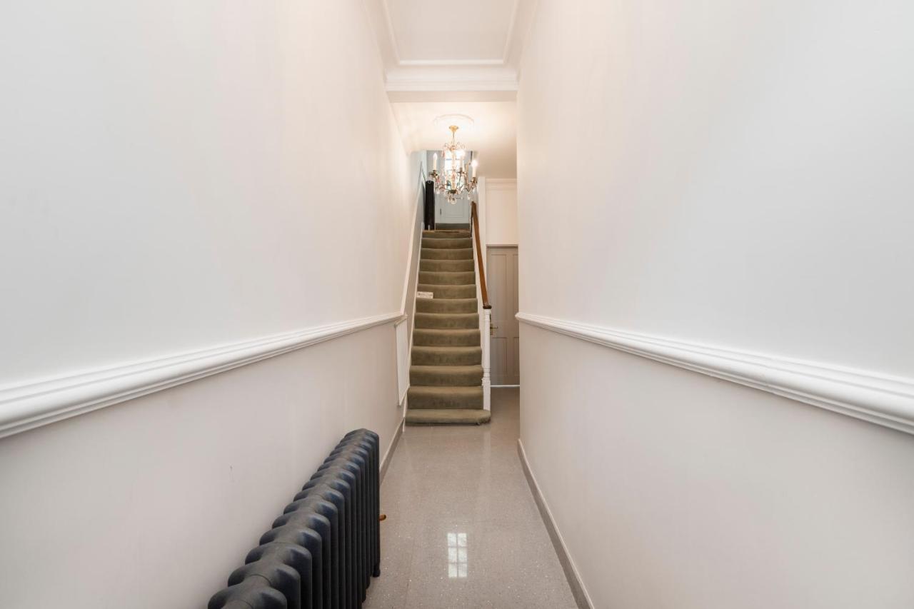Victoria Belgravia Townhouse Apartment Лондон Екстериор снимка