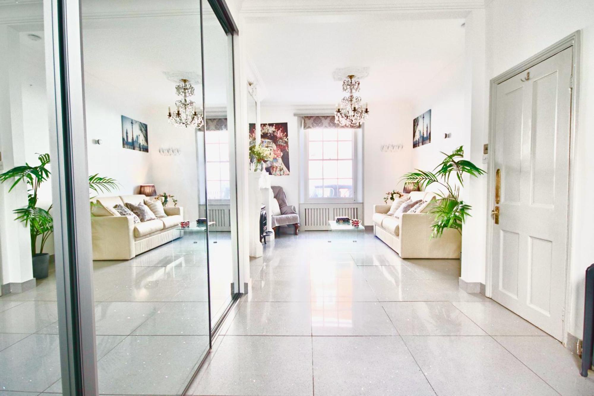 Victoria Belgravia Townhouse Apartment Лондон Екстериор снимка