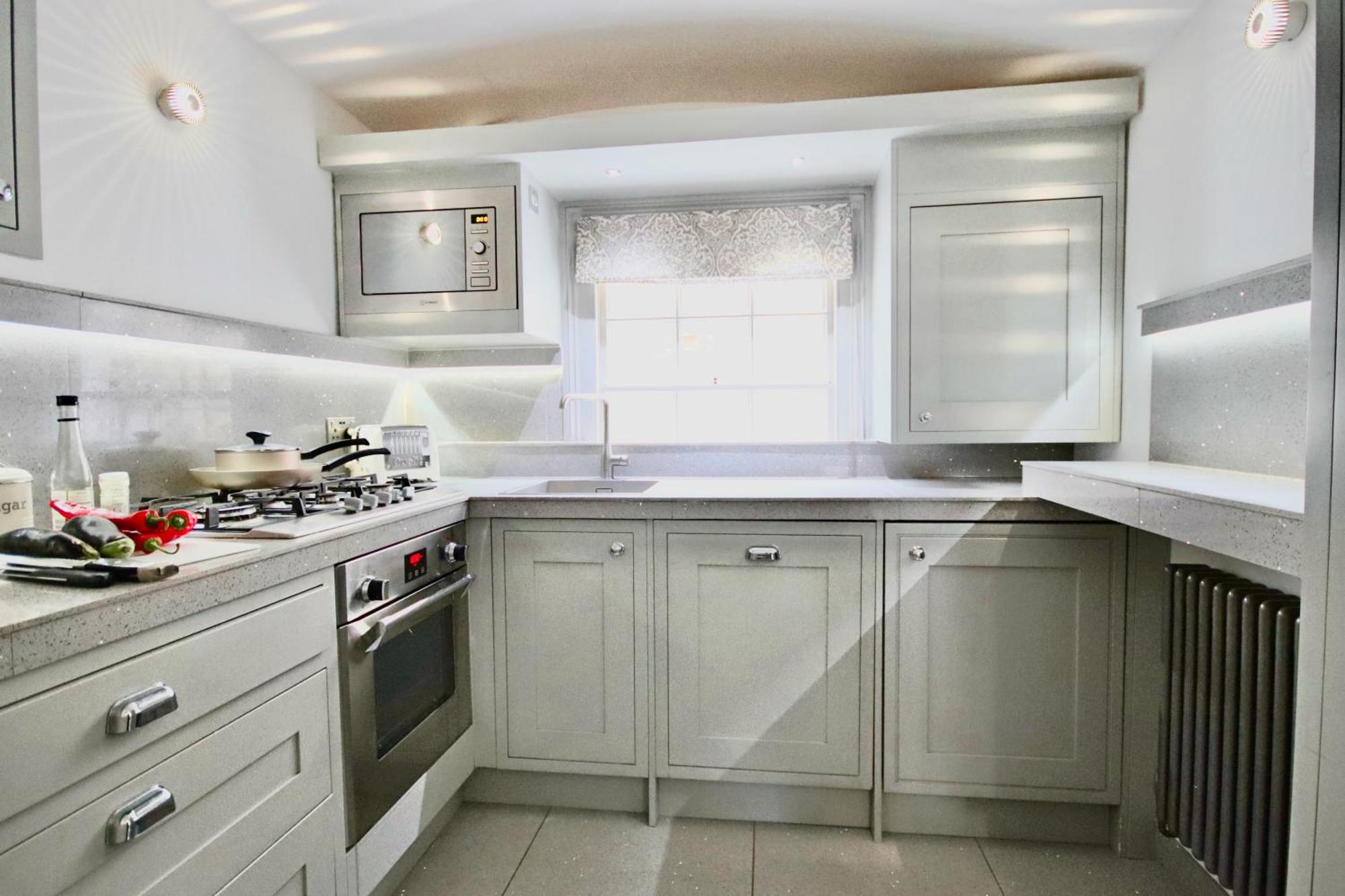 Victoria Belgravia Townhouse Apartment Лондон Екстериор снимка